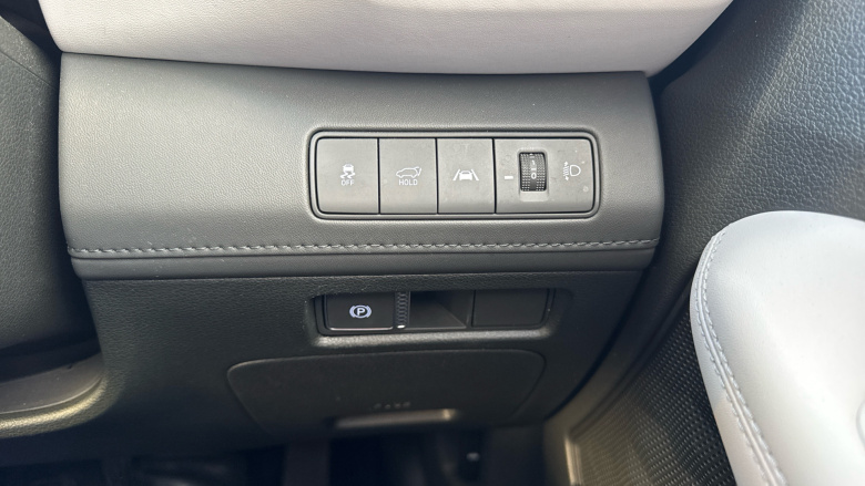 Hyundai SANTA FE 1.6 TGDi Hybrid Ultimate 5dr 4WD Auto Hybrid Estate